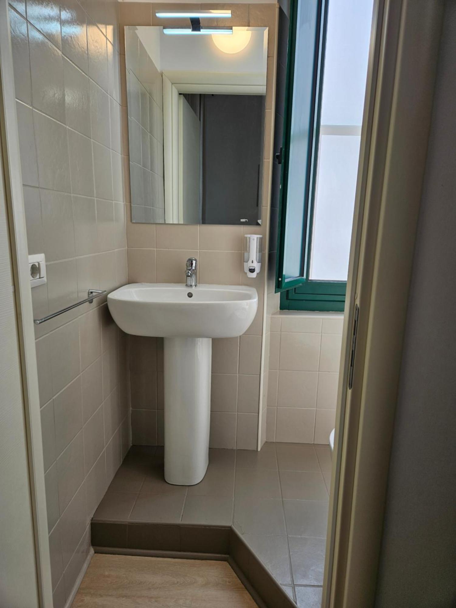 B&B Green Stazione Centrale E Centro Reggio Calabria Exterior photo